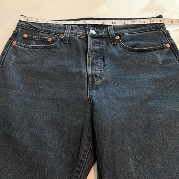 Levi’s Premium High Rise Wedgie Size 29 - Picture 4 of 16